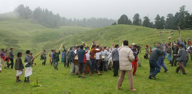 butter festival at dayara bugyal